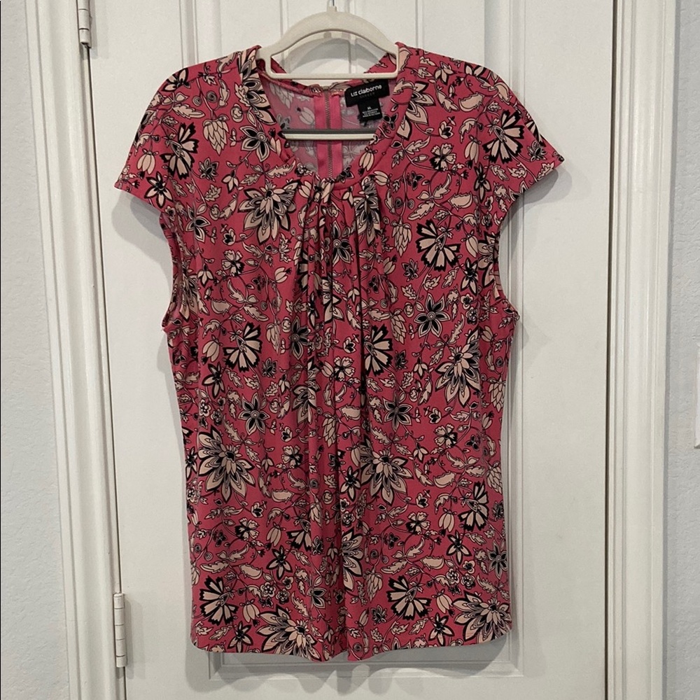 Liz Claiborne Cato Pink Tie Front Cap Sleeve Blouse in perfect condition